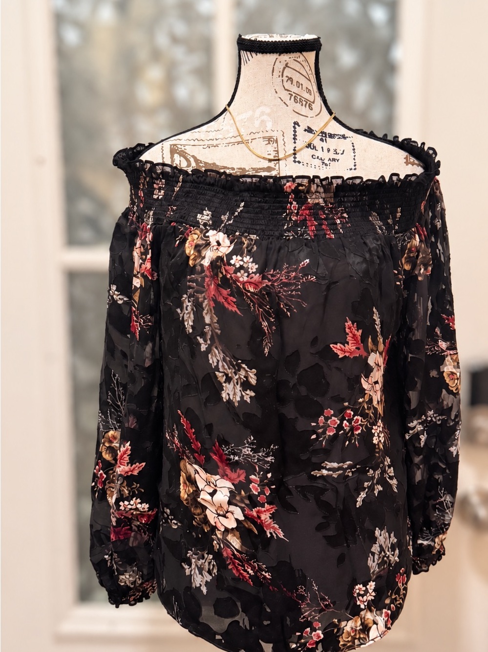 White House Black Market Black Floral Off Shoulder Blouse Size Large